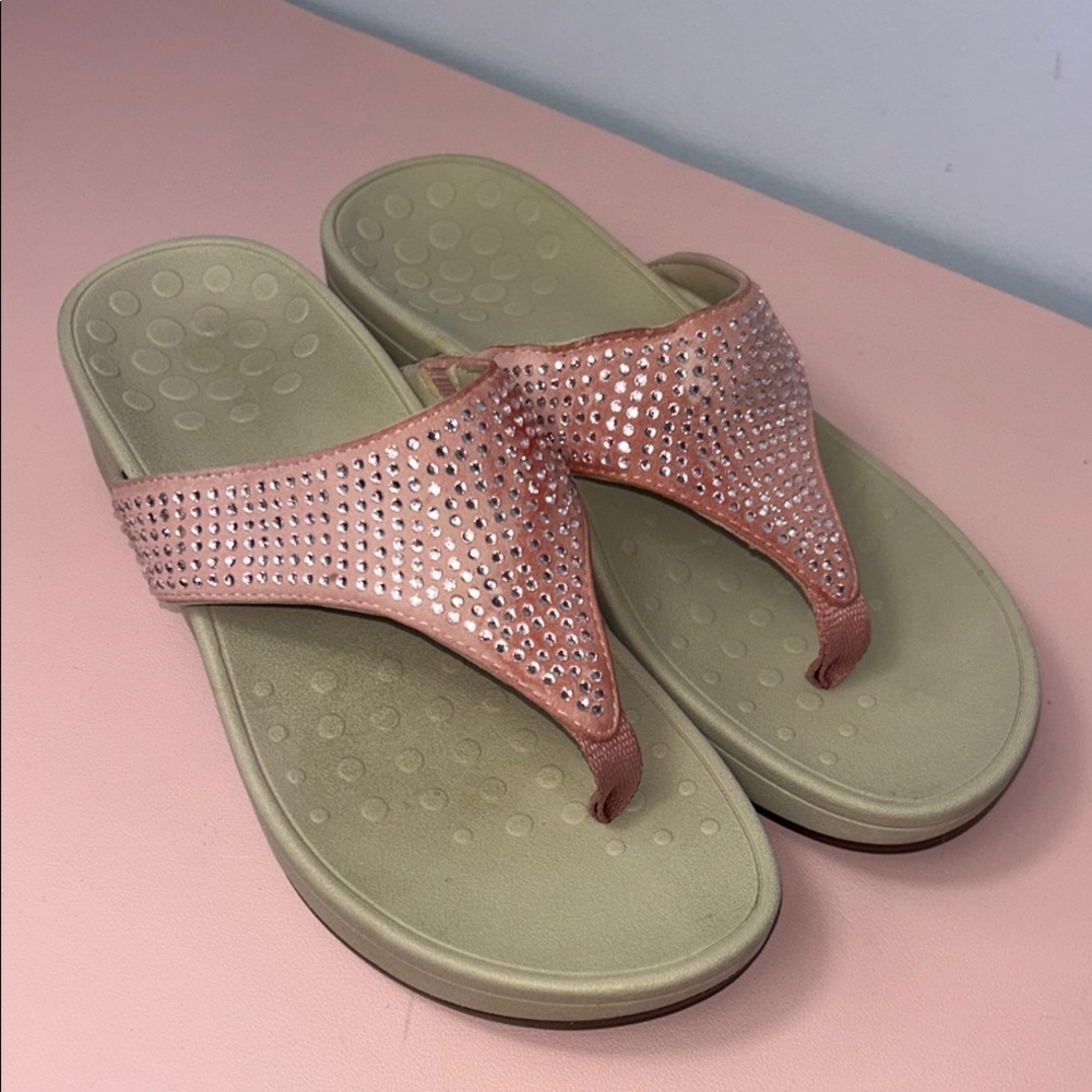Vionic Women's Pink Rhinestone Naples Sandals